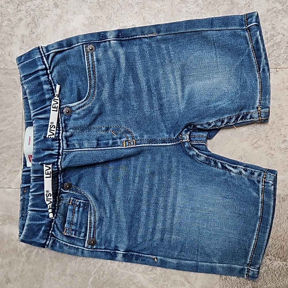 Levi's Toddler Boys Shorts. 4T. EUC.